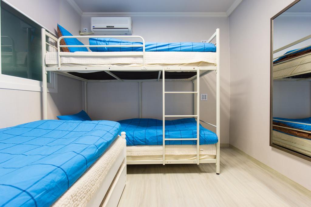 Oh Blue Guesthouse Seoul Room photo